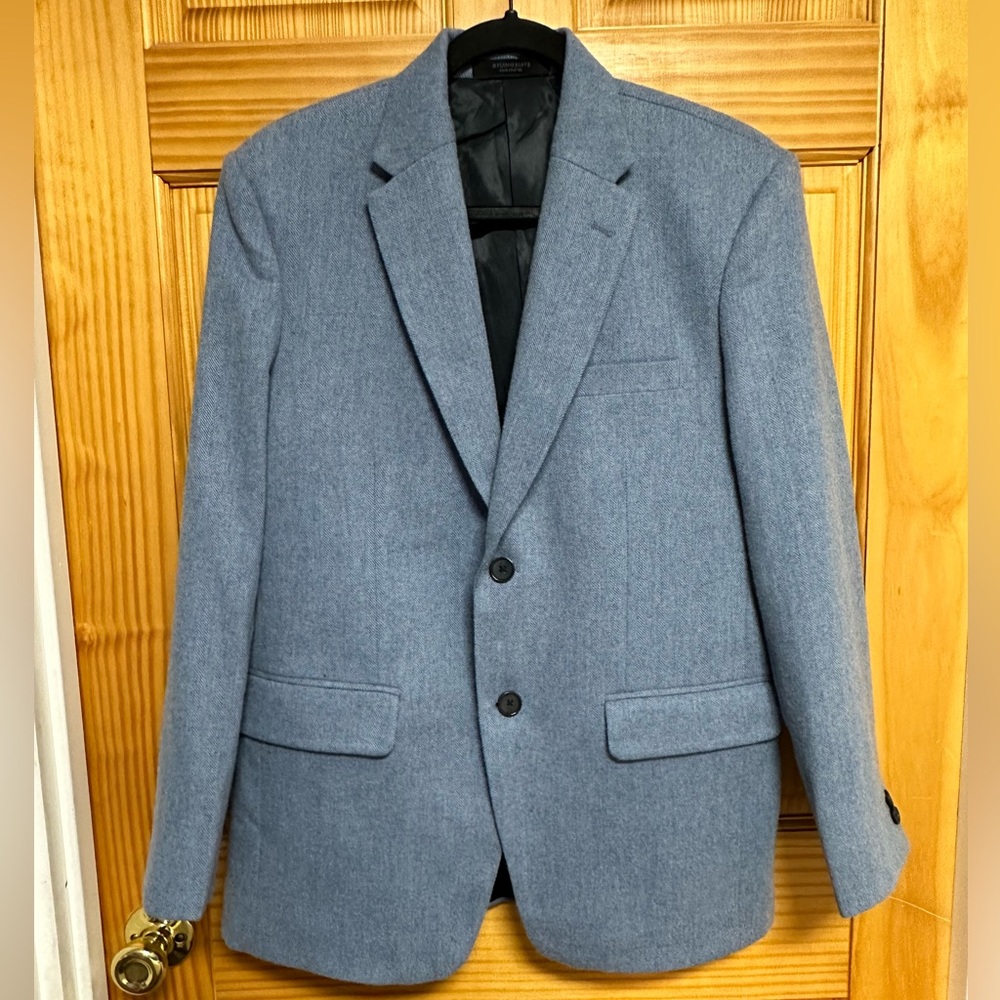 Handcrafted Studio Suits Men’s suit. Jacket and pants, Size 38 reg. Pale blue.